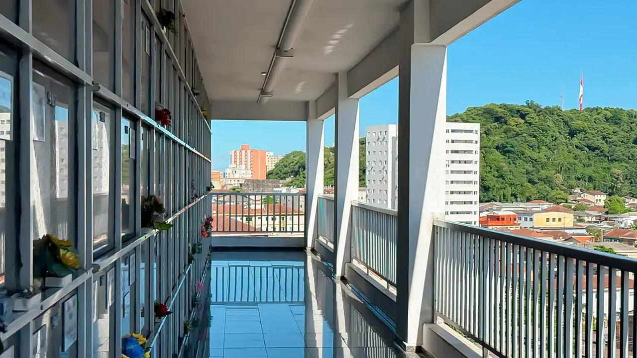 Cemitério Metropolitano de São Vicente une acolhimento, modernidade e serviços completos para as famílias
